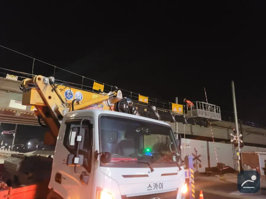 전남 강진군 스카이차 유리·청소 작업 현장